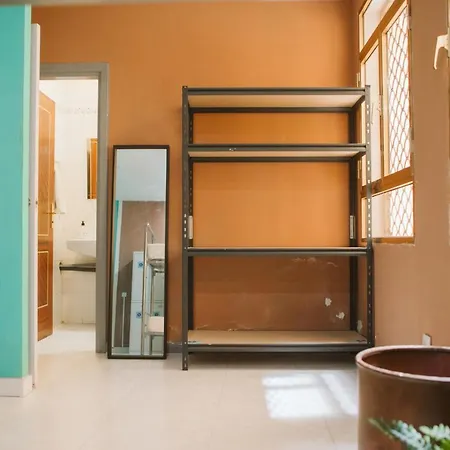 Kyo Hostel *